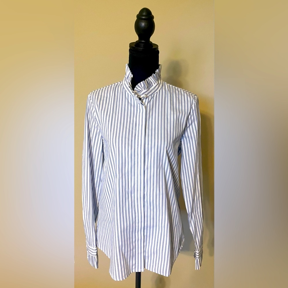 Antonio Melani Ladies Dress shirt White with Blue Pinstripes Size M